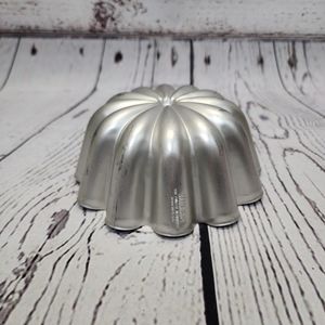 Vintage Mirro Aluminum Fluted Silver‎ Salad Cake Jello Mold